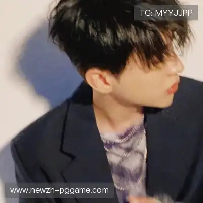骆铖柳